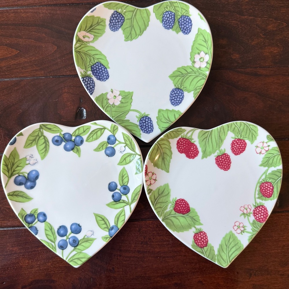 Vtg Williams Sonoma Berry Collection Heart Plates Set Raspberry Blueberry Japan